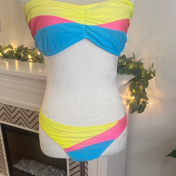 Xhilaration Bikini Set Wrap Included - Picture 4 of 6